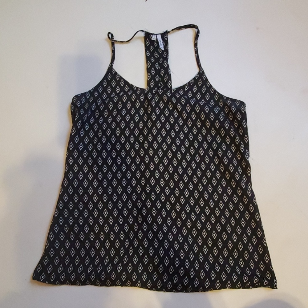 Maurices top